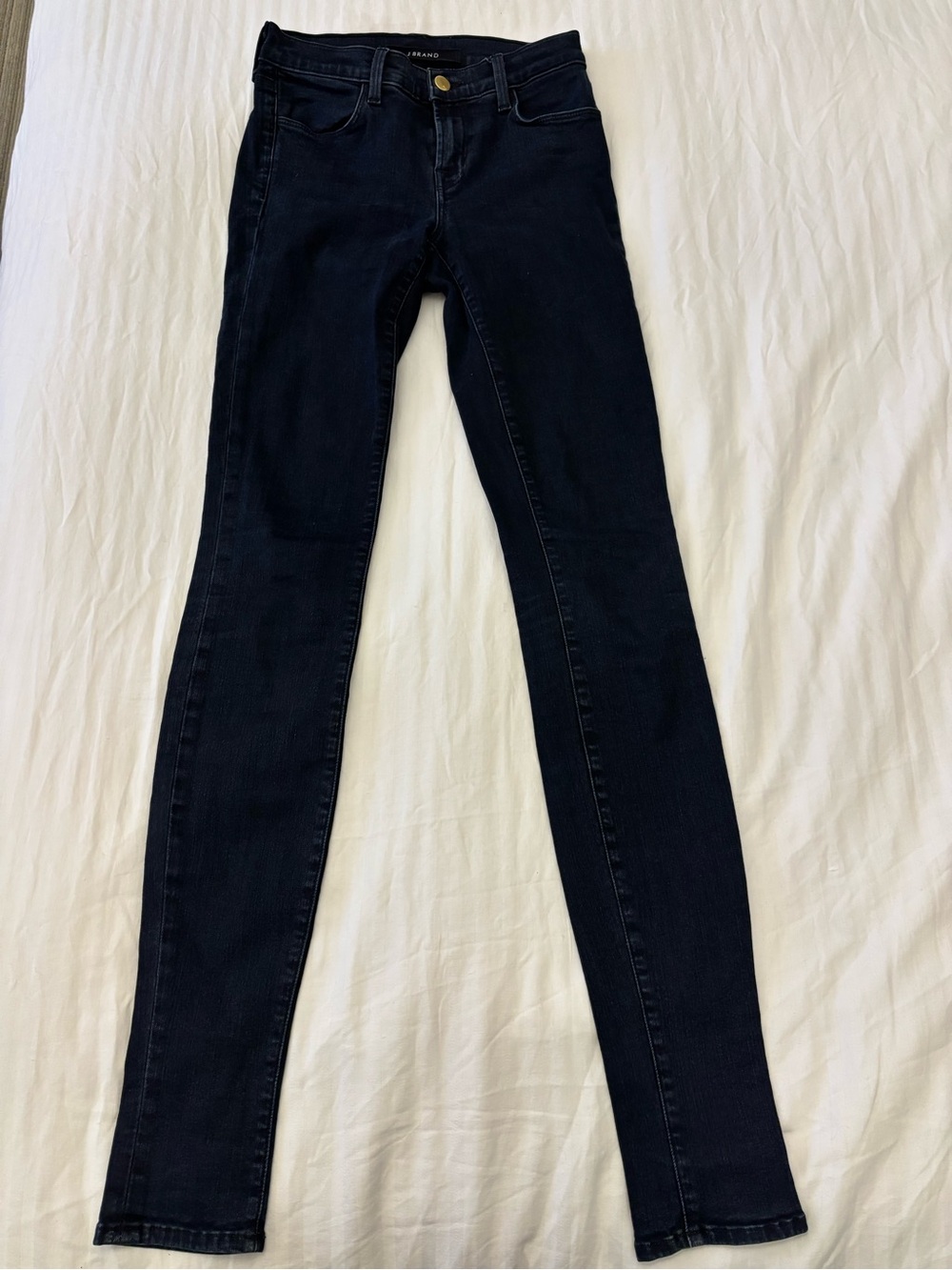 J Brand Skinny Jeans Size 26 in Dark Indigo